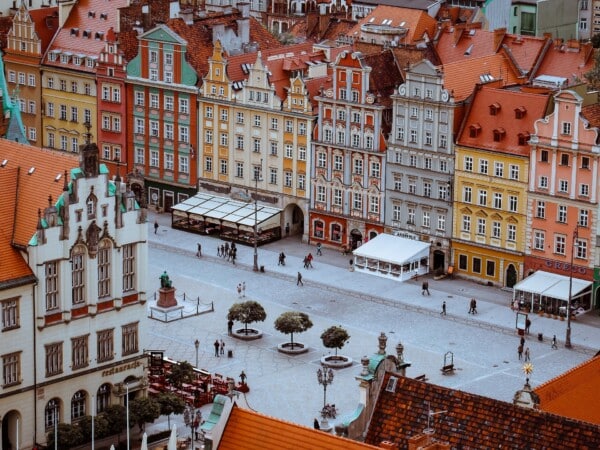 Kosmiczne ceny noclegów we Wrocławiu. Finał Ligi Konferencji tuż tuż