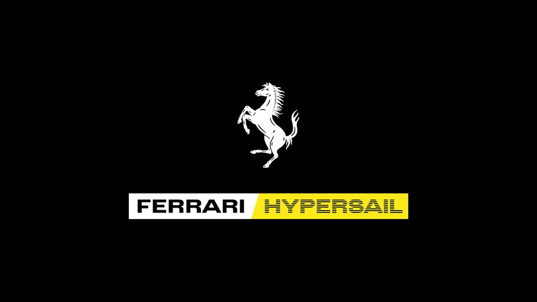Logo Ferrari na czarnym tle i napis Hypersail