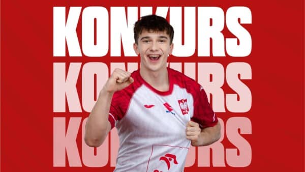Zawodnik reprezentacji Polski promuje konkurs „Pokaż, jak kibicuje Twoja szkoła!” organizowany przez ZPRP.