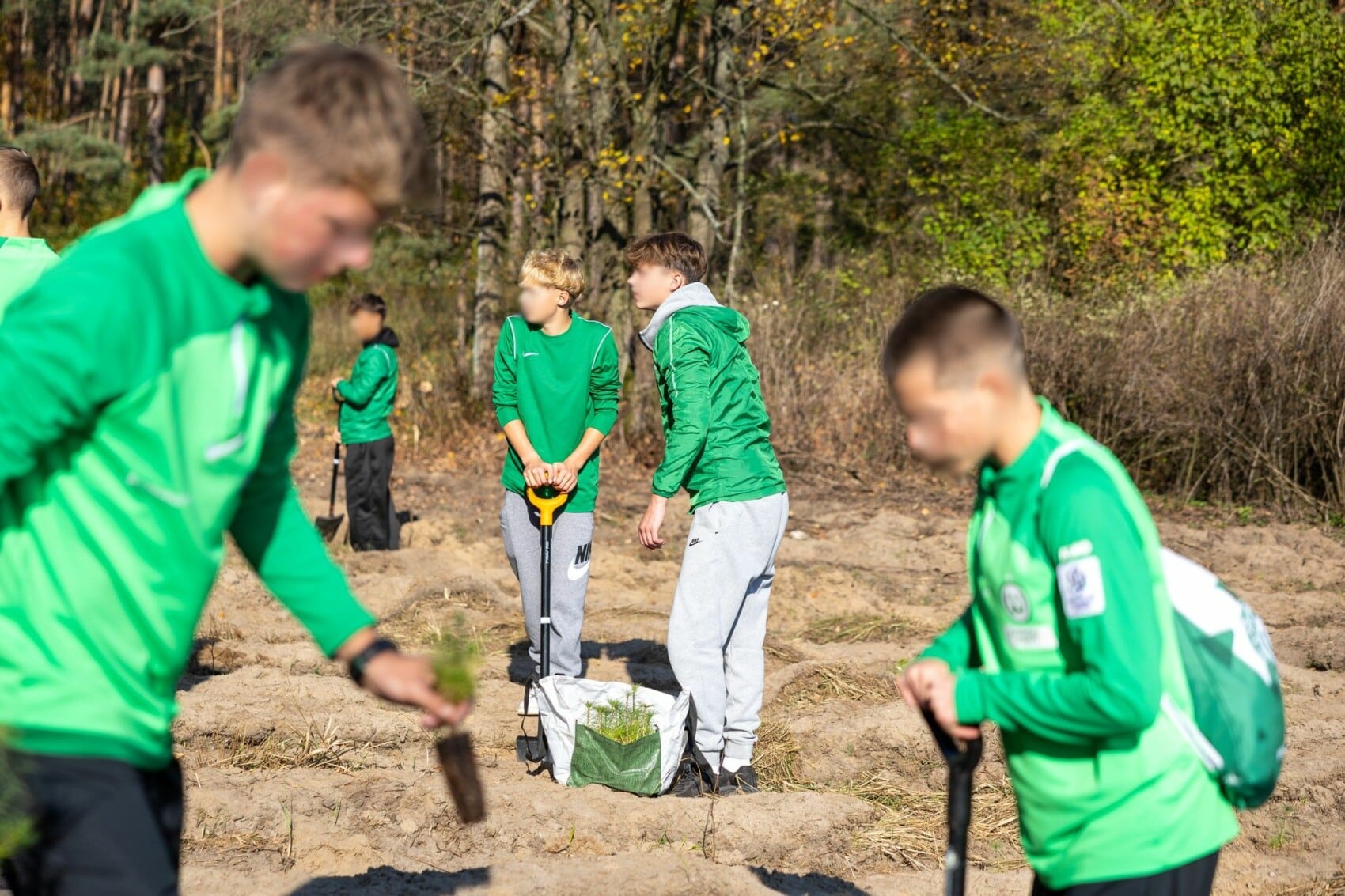 Warta Poznań uruchamia akcję „Ale Zasadził!”. Dzięki niej w tym sezonie zielono-biali posadzą blisko 2600 drzew. Partnerem Regionalna Dyrekcja Lasów Państwowych w Poznaniu.