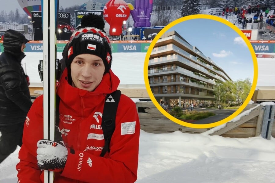 "Kacper Tomasiak, młody polski skoczek narciarski wicemistrz olimpijski 2026, w czerwonej kurtce Salomon z logo Audi, VISA, Unet, trzymający narty i w czapce z biało-czerwoną opaską na śnieżnym stoku; prawy górny róg z żółtym okręgiem pokazuje nowoczesny zielony wieżowiec w Warszawie z dużymi oknami i drzewami"