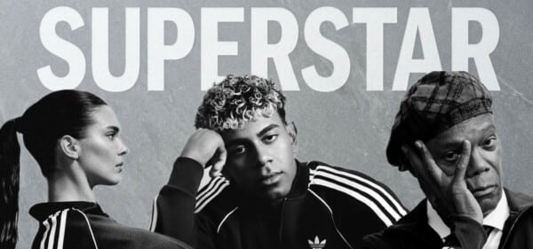 Czarno-białe zdjęcie promocyjne kampanii adidas Originals Superstar przedstawiające Kendall Jenner, Lamine Yamala oraz Samuela L. Jacksona na tle napisu SUPERSTAR.