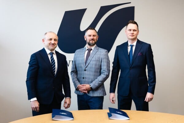 Uniwersytet Śląski i STS rozpoczynają współpracę nad badaniem gier, hazardu i cyfrowej rozrywki. Celem jest odpowiedzialna gra, edukacja i innowacje.